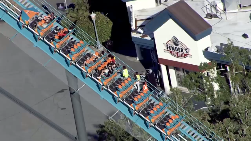 Man dies in fall from Six Flags Over Georgia roller coaster, several injured, police and witnesses say — WCCO / CBS Minnesota, Stillwater Real Estate news