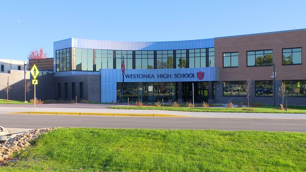 Westonka schools develop AI policymaking group to prepare for evolving technology — WCCO / CBS Minnesota, Stillwater Technology news