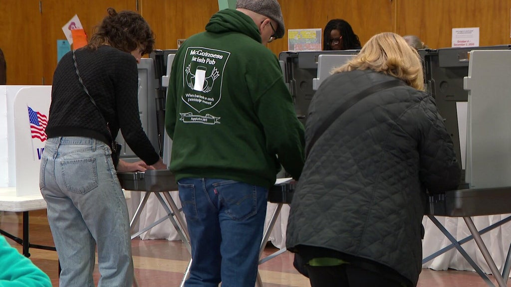 Minneapolis seeing "very high" early voter turnout ahead of next week's midterms — Stillwater Community news