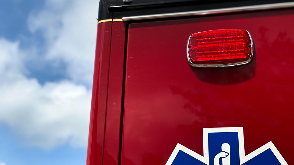 Man, 42, fatally struck by combine in southern Minnesota — WCCO / CBS Minnesota, Stillwater Health news