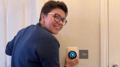 Before you crank up the thermostat, try these tips to keep your house warmer for longer — BBC Business, Stillwater Business news
