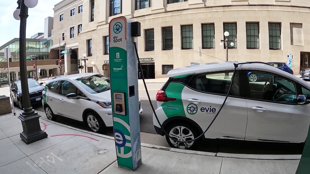 Hourcar to shut down after 20 years, ending Evie carshare service — KSTP 5, Stillwater Community news