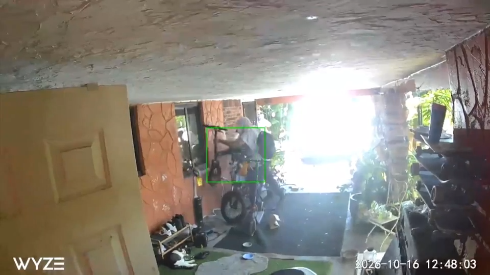 Investigators search for man caught on camera stealing an e-bike from a Fort Lauderdale home — WSVN 7 Broward, Stillwater Community news